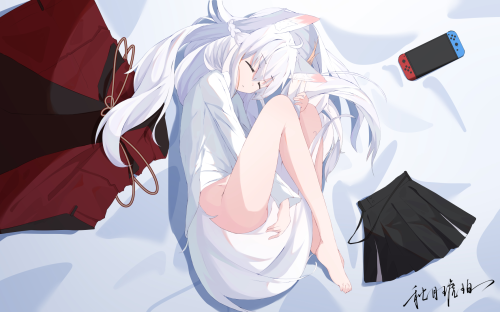 hupo-No-Pants-Large.png